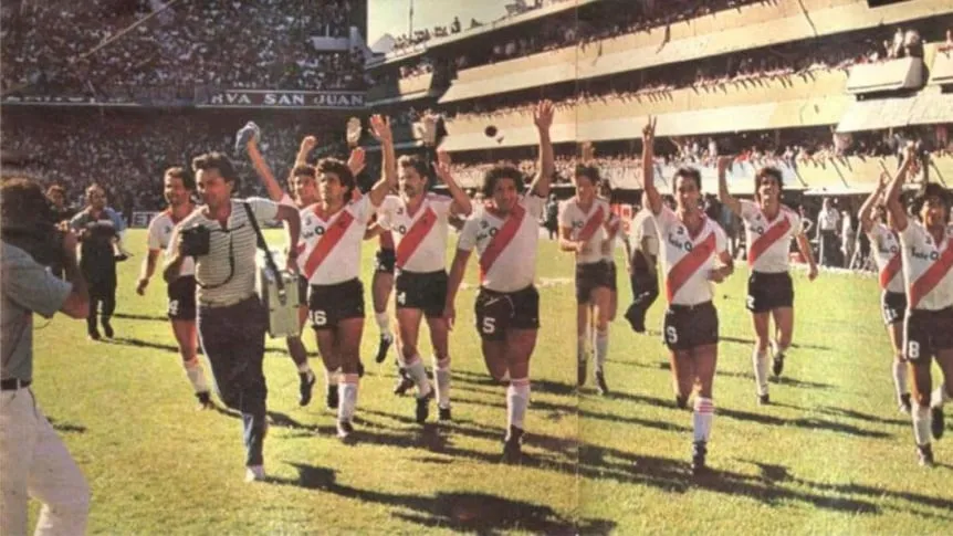 la-vuelta-olimpica-de-river-en-la-bombonera_862x485