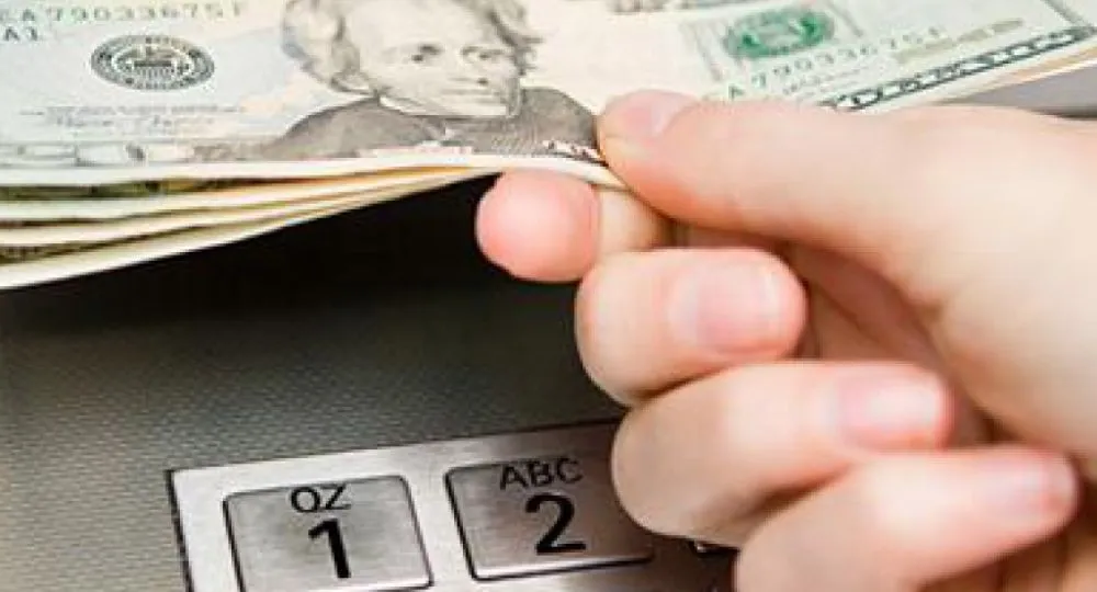 en-julio-crecieron-casi-un-12-los-depositos-dolares