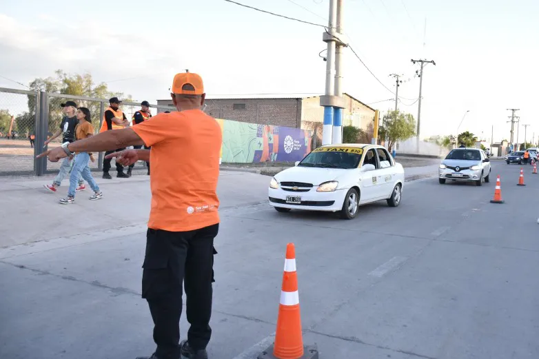 2ddf15969d01ca29b33ed20f3c512a76_L