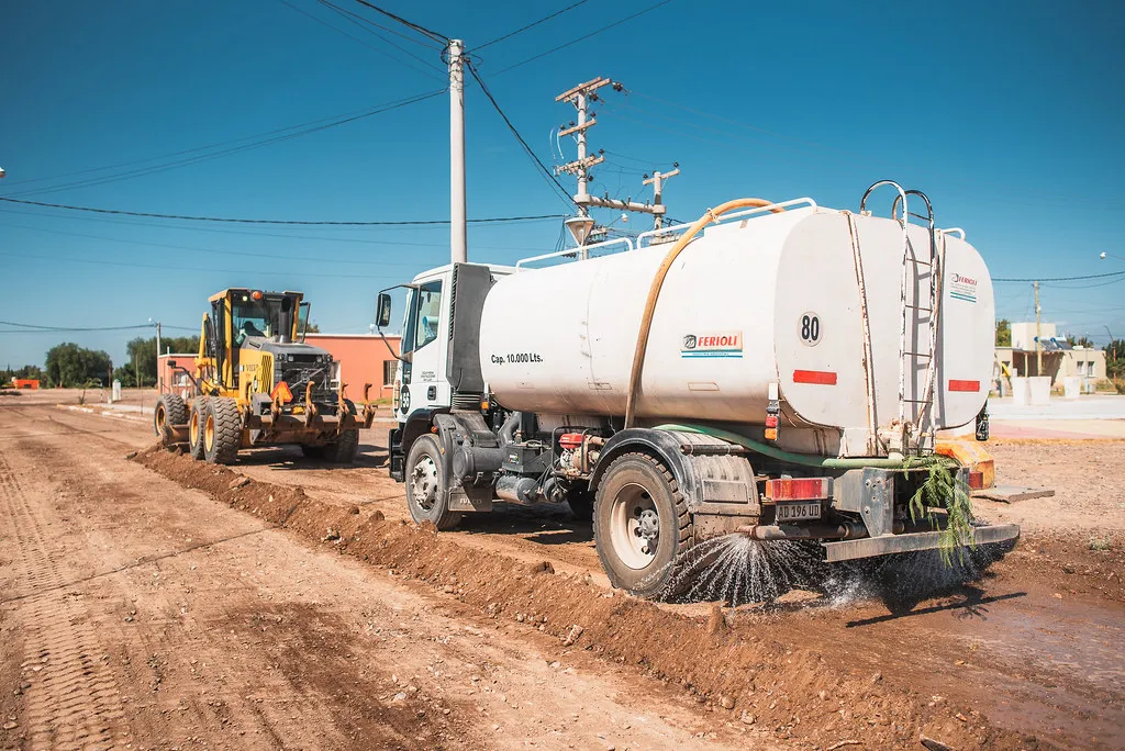 54327098411_939b993a9f_b