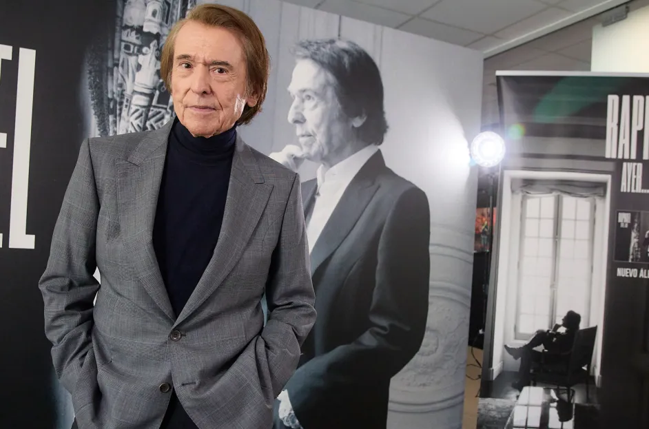 Raphael-Presents-His-Album-ayer.-Aun-2024-billboard-espanol-1548