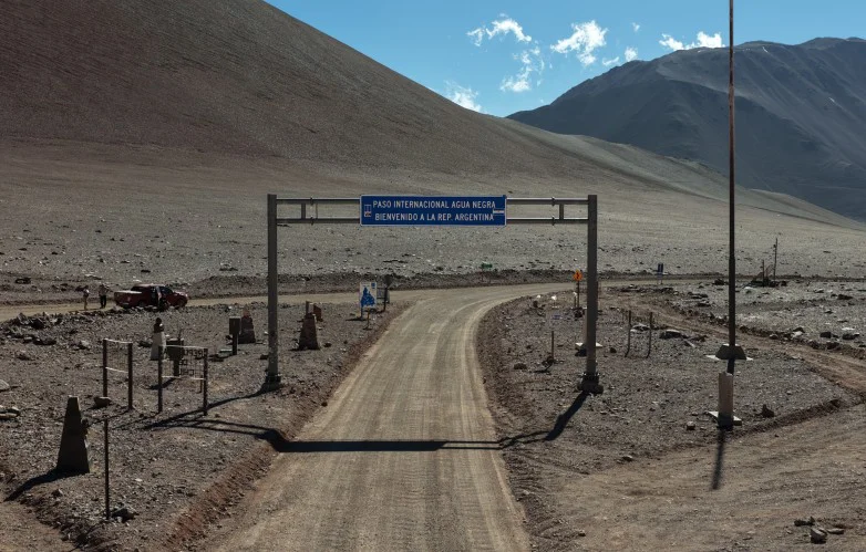 602faf22b911a417f0a20066809f2806_L